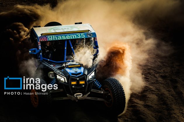 Off-road drivers compete in Iran’s national championship