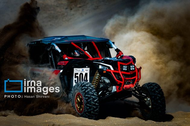 Off-road drivers compete in Iran’s national championship