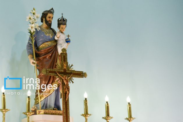 Christmas celebrations held at churches in Iran