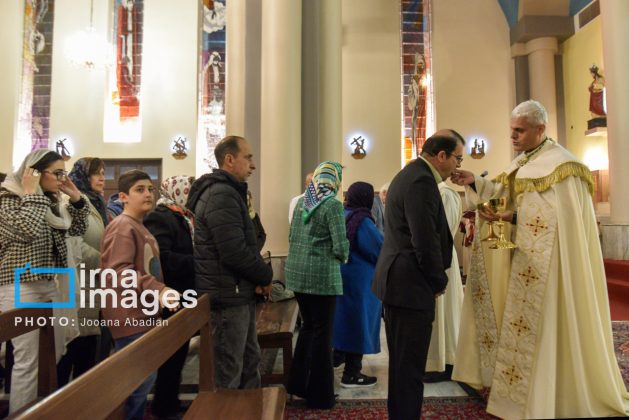 Christmas celebrations held at churches in Iran