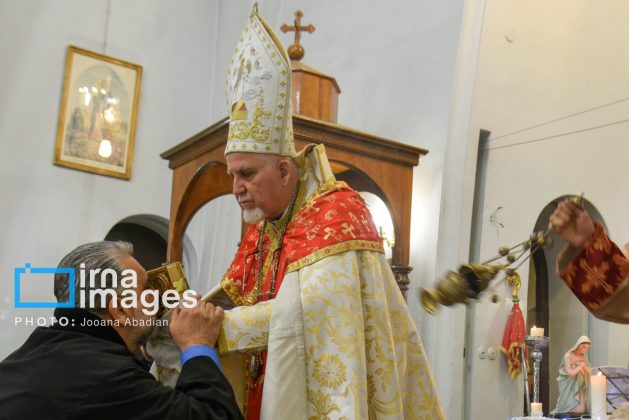 Christmas celebrations held at churches in Iran