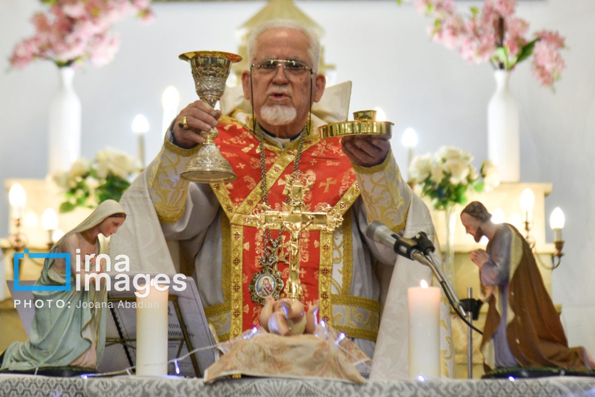 Christmas celebrations held at churches in Iran