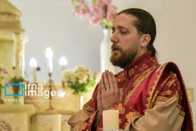 Christmas celebrations held at churches in Iran