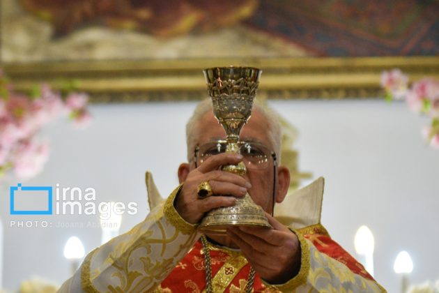 Christmas celebrations held at churches in Iran
