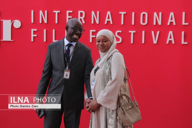 Fajr International Film Festival continues into sixth day in Shiraz