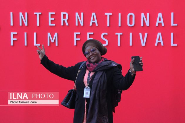 Fajr International Film Festival continues into sixth day in Shiraz