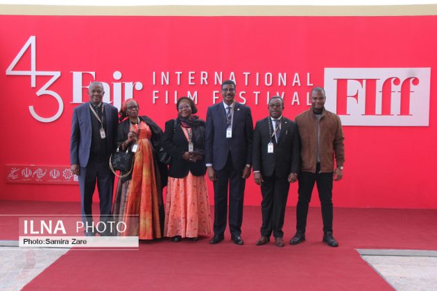 Fajr International Film Festival continues into sixth day in Shiraz