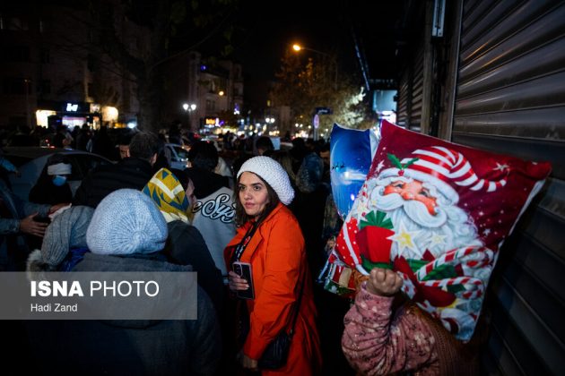Christmas Eve atmosphere brings festive mood to Tehran