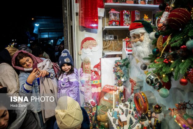 Christmas Eve atmosphere brings festive mood to Tehran