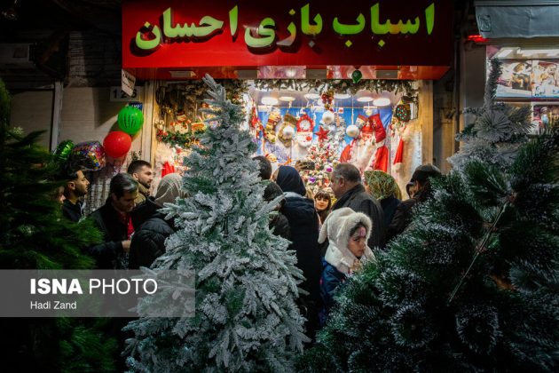 Christmas Eve atmosphere brings festive mood to Tehran