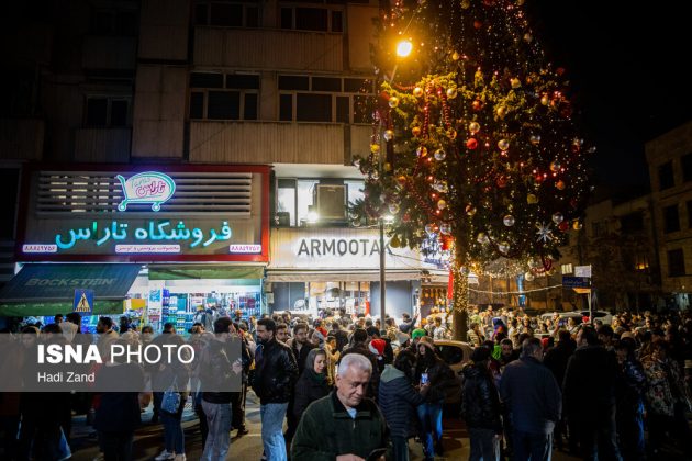 Christmas Eve atmosphere brings festive mood to Tehran