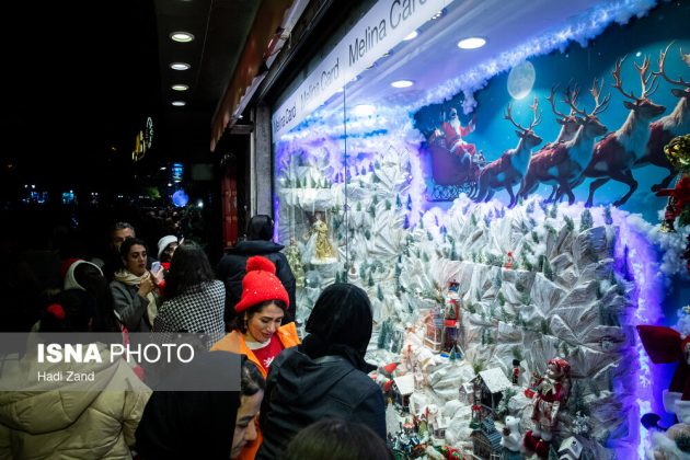 Christmas Eve atmosphere brings festive mood to Tehran