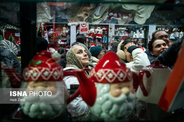 Christmas Eve atmosphere brings festive mood to Tehran