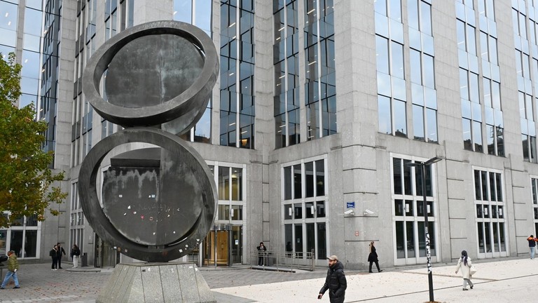 European states step up opposition to seizing Russian funds: Politico 1 European states step up opposition to seizing Russian funds: Politico