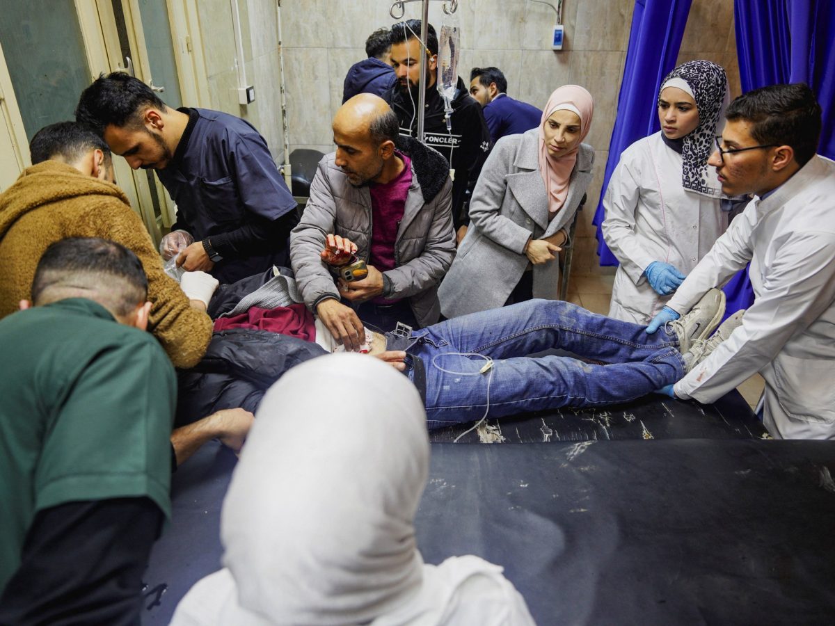 At least two killed in clashes between Syrian armed forces, Kurdish troops in Aleppo