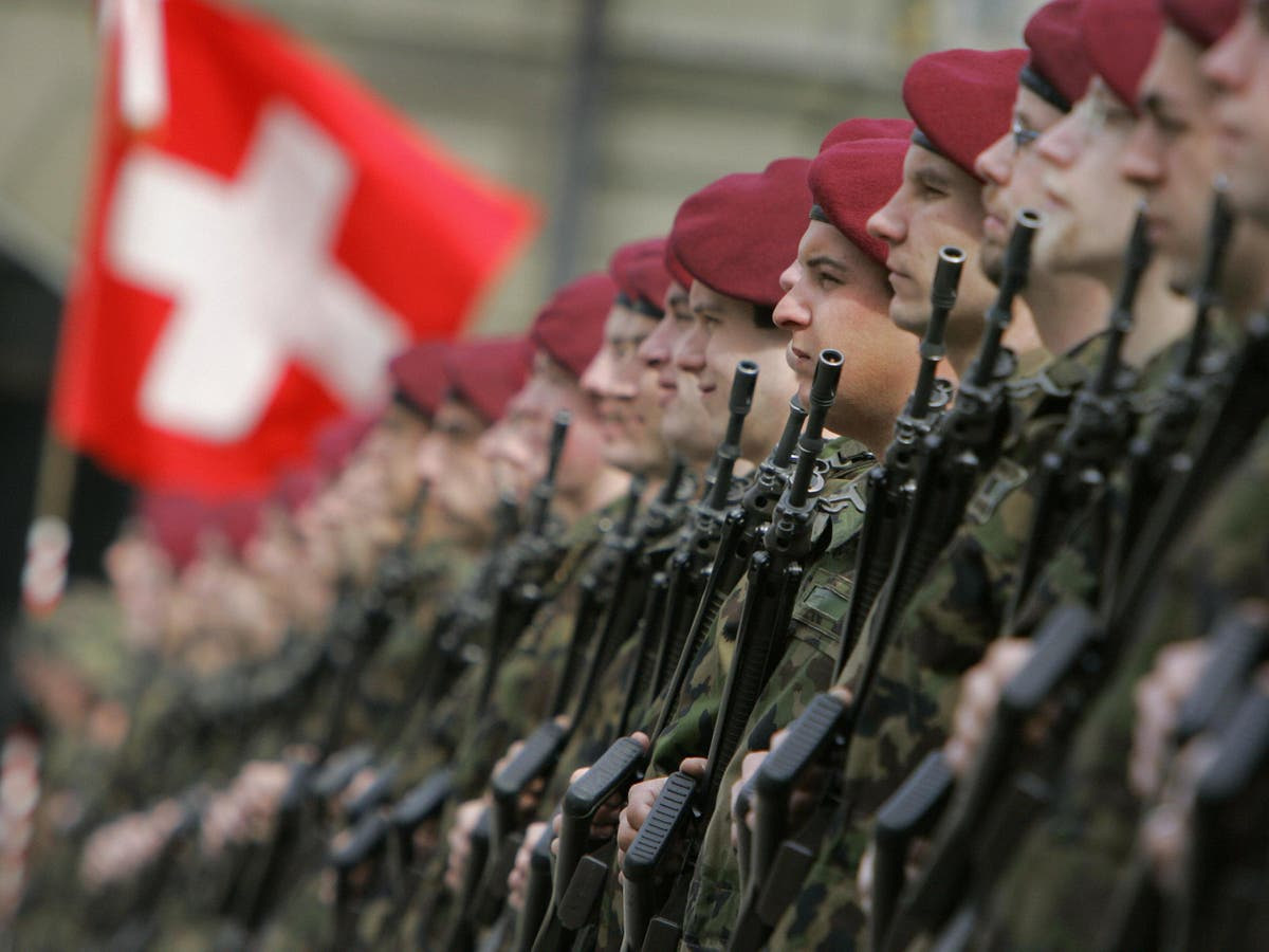Switzerland can't defend itself from full-scale attack: Army chief