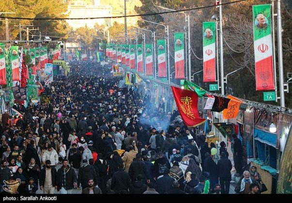 Thousands visit Kerman Martyrs’ Cemetery on anniversary of General Soleimani’s martyrdom